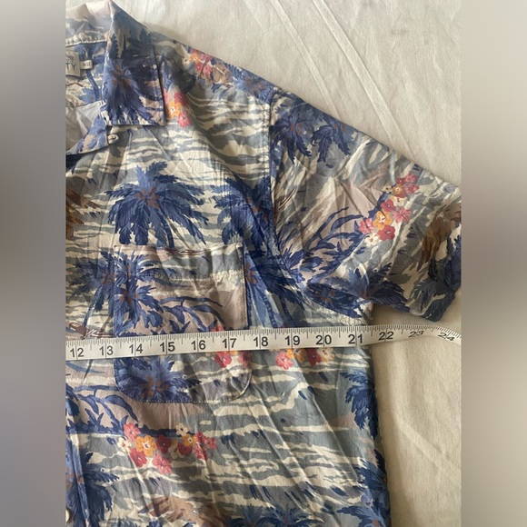 Faherty men’s Top button down Hawaiian shirt size M - Picture 5 of 9